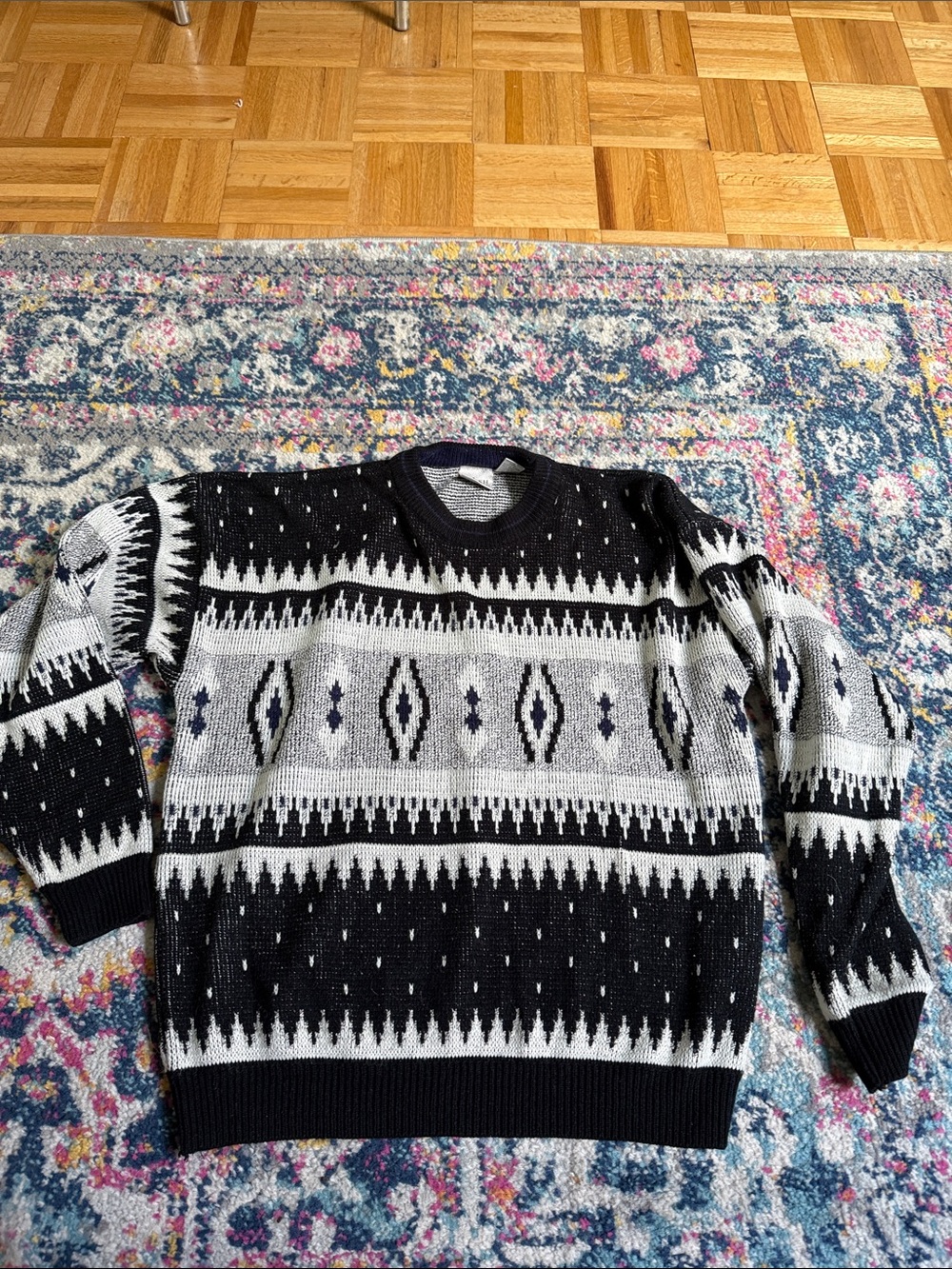 Men's Black and Gray Geometric Crewneck Sweater